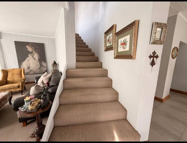 4 BEDROOM HOUSE FOR SALE IN THREE RIVERS EAST
